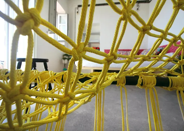 Sterna Artists Nyaraló *